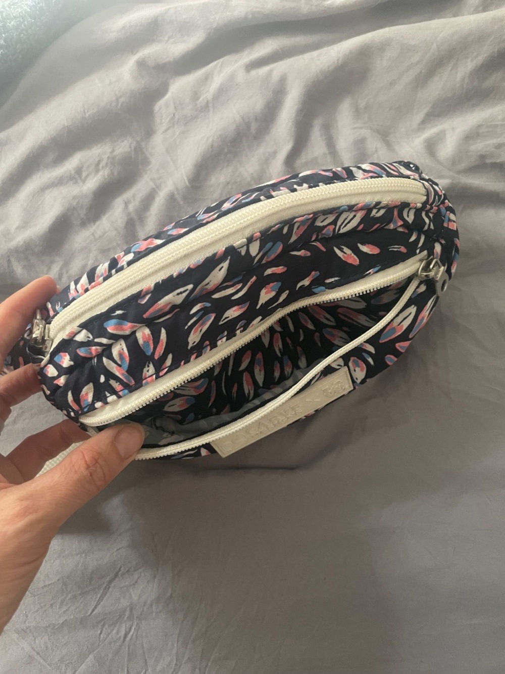 Carve Designs Henrietta Hip Pack - Picture 2 of 5